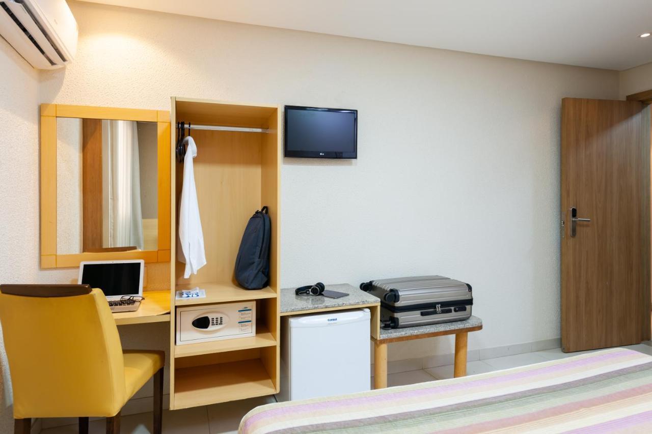 Hotel Olympia 维拉维尔哈 外观 照片